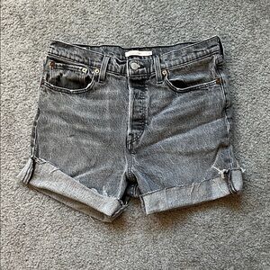 Levi's Premium Wedgie Straight Gray Frayed Hem Jean Shorts